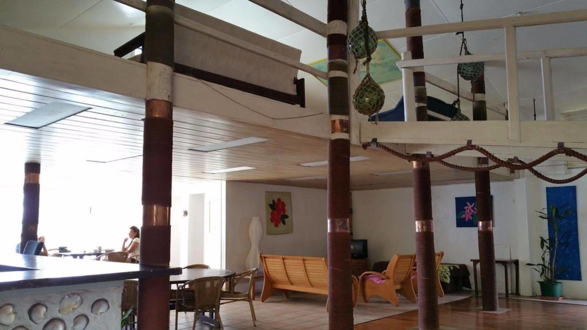 Paradise Inn Avarua Exteriör bild